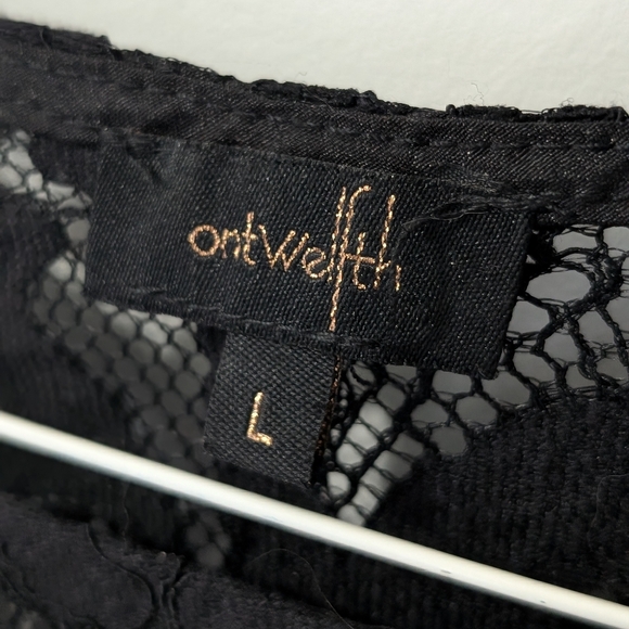 Ontwelfth Mesh Sleeve Lace Blouse - US L - Picture 4 of 8